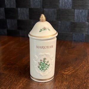 1992 Lenox Spice Garden Porcelain Spice Jar In Marjoram